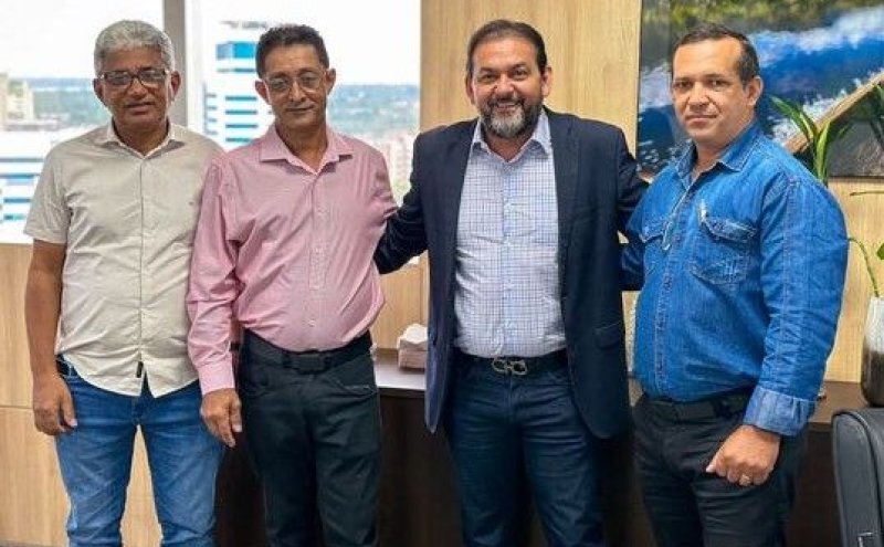 Vereadores de Cacaulândia apresentam demandas para deputado Laerte Gomes